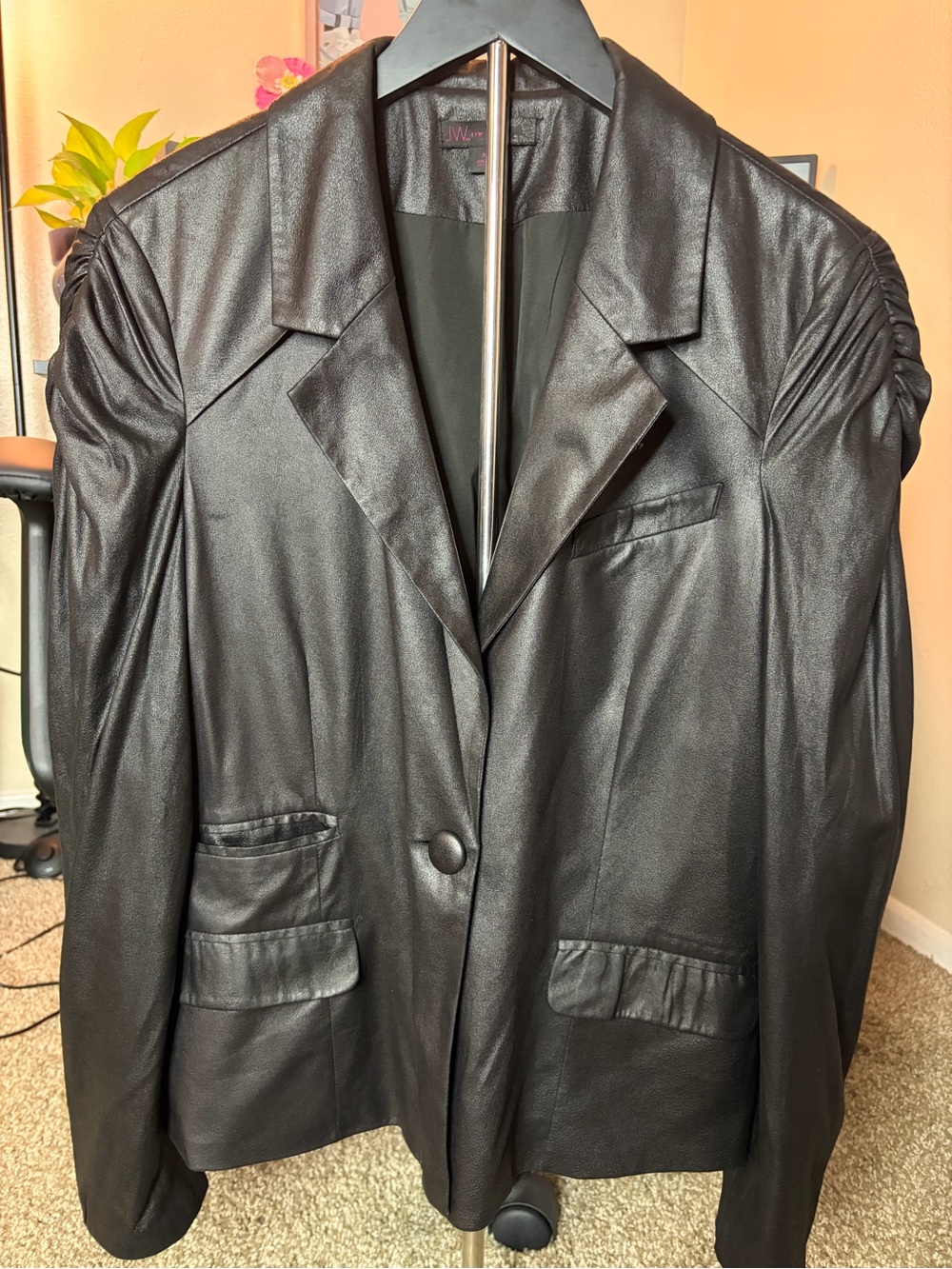 Women's Black Faux Leather Ruched-Shoulder Blazer